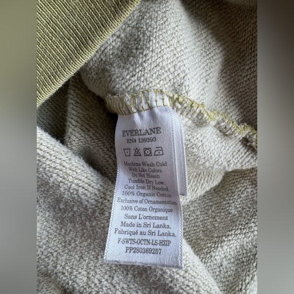 Everlane Organic Cotton Quarter Zip Sweatshirt - Picture 4 of 4